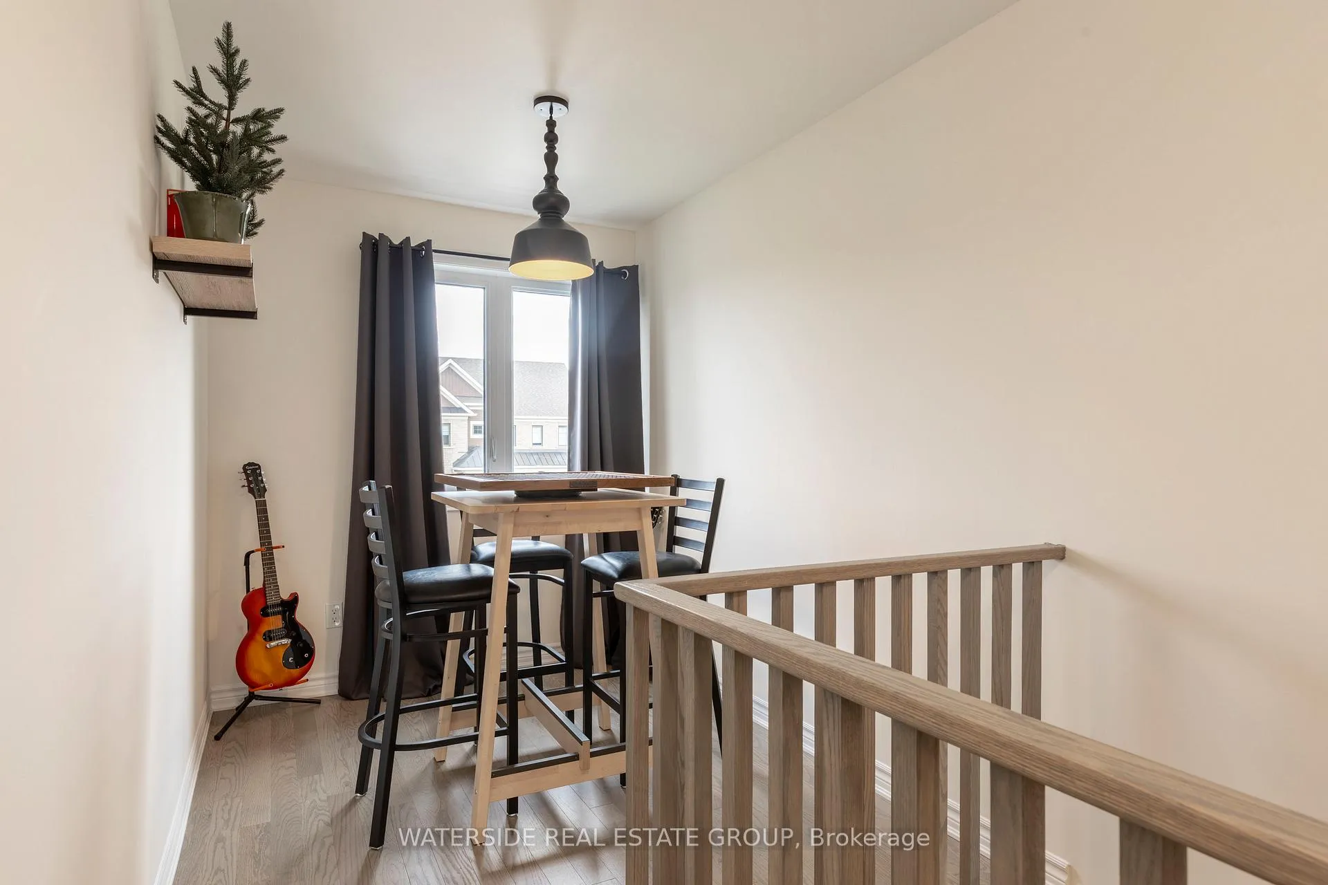 Photo 21 of 38 Oriole Crescent, Port Colborne, Main Street — HOMEH