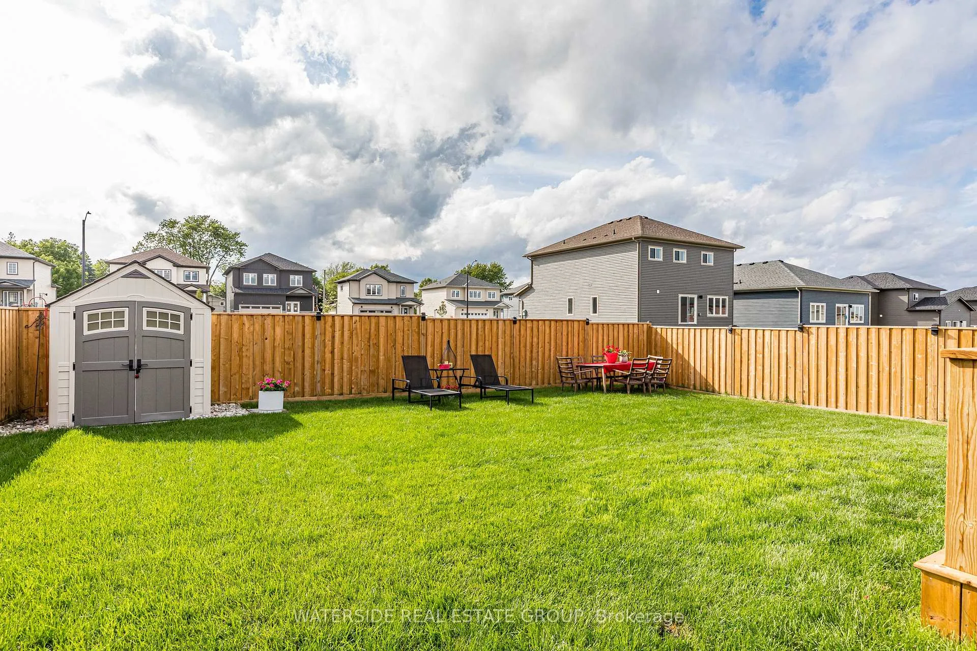 Photo 42 of 38 Oriole Crescent, Port Colborne, Main Street — HOMEH