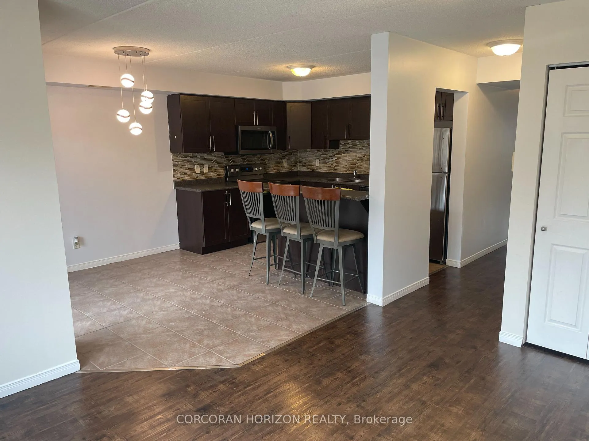 Photo 4 of Unit 4, 950 Highland Road W, Kitchener, Highland West — HOMEH