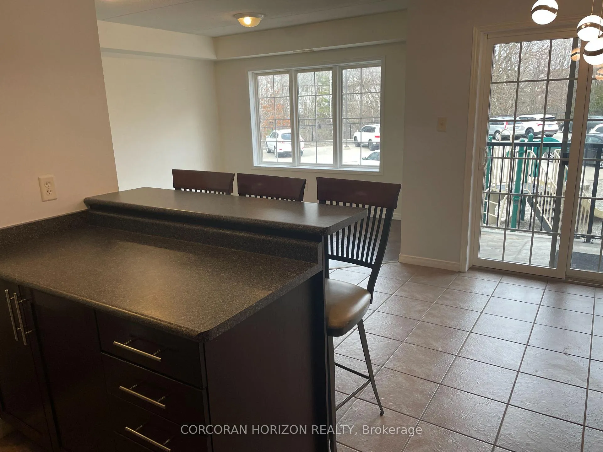Photo 6 of Unit 4, 950 Highland Road W, Kitchener, Highland West — HOMEH