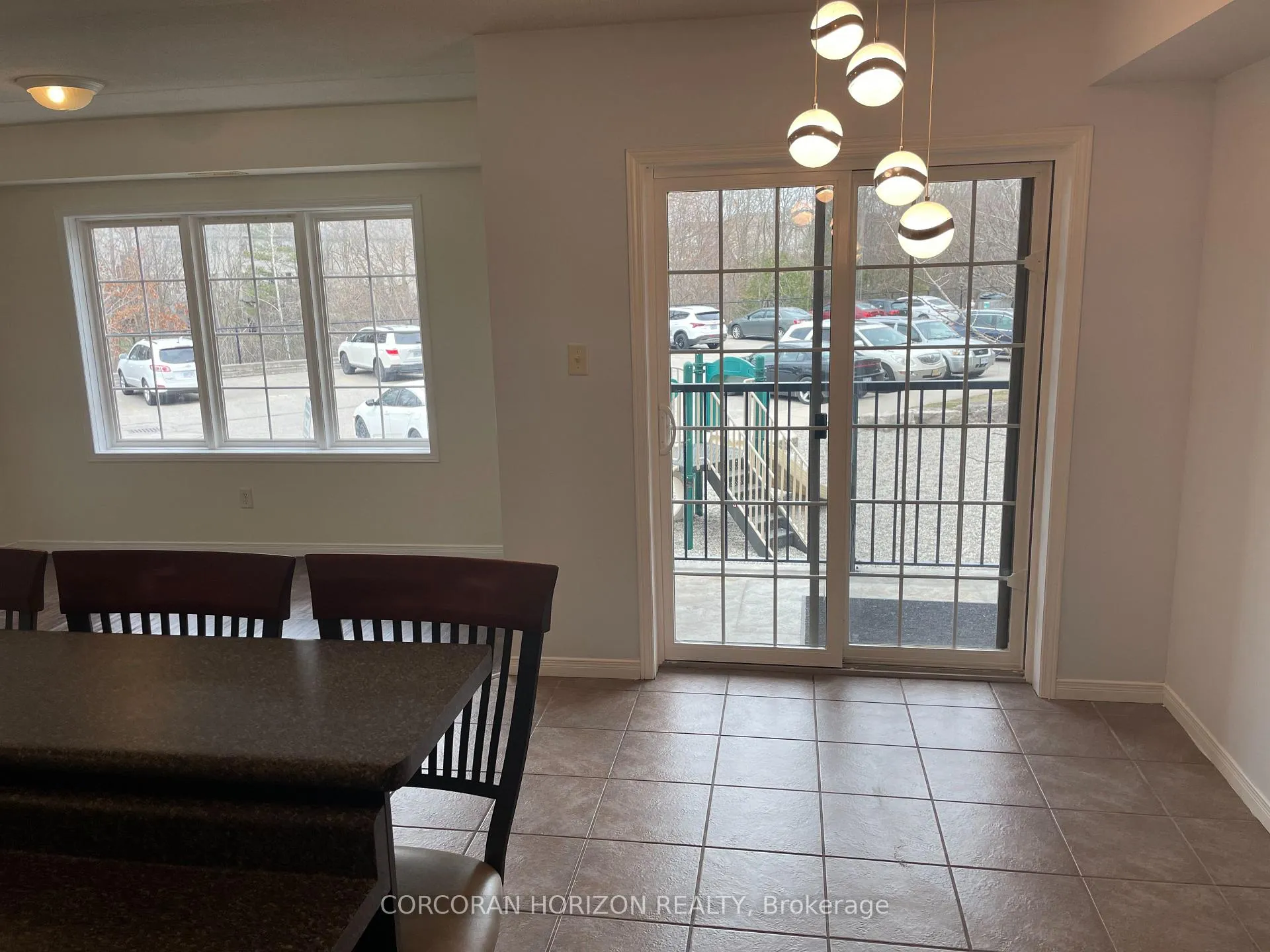 Photo 8 of Unit 4, 950 Highland Road W, Kitchener, Highland West — HOMEH