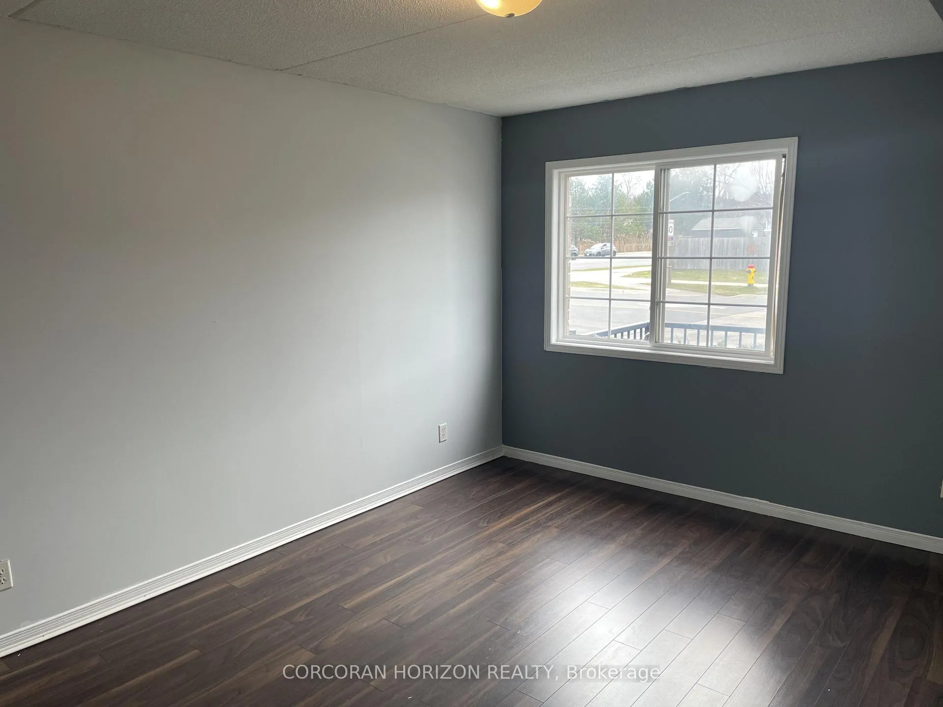 Photo 13 of Unit 4, 950 Highland Road W, Kitchener, Highland West — HOMEH