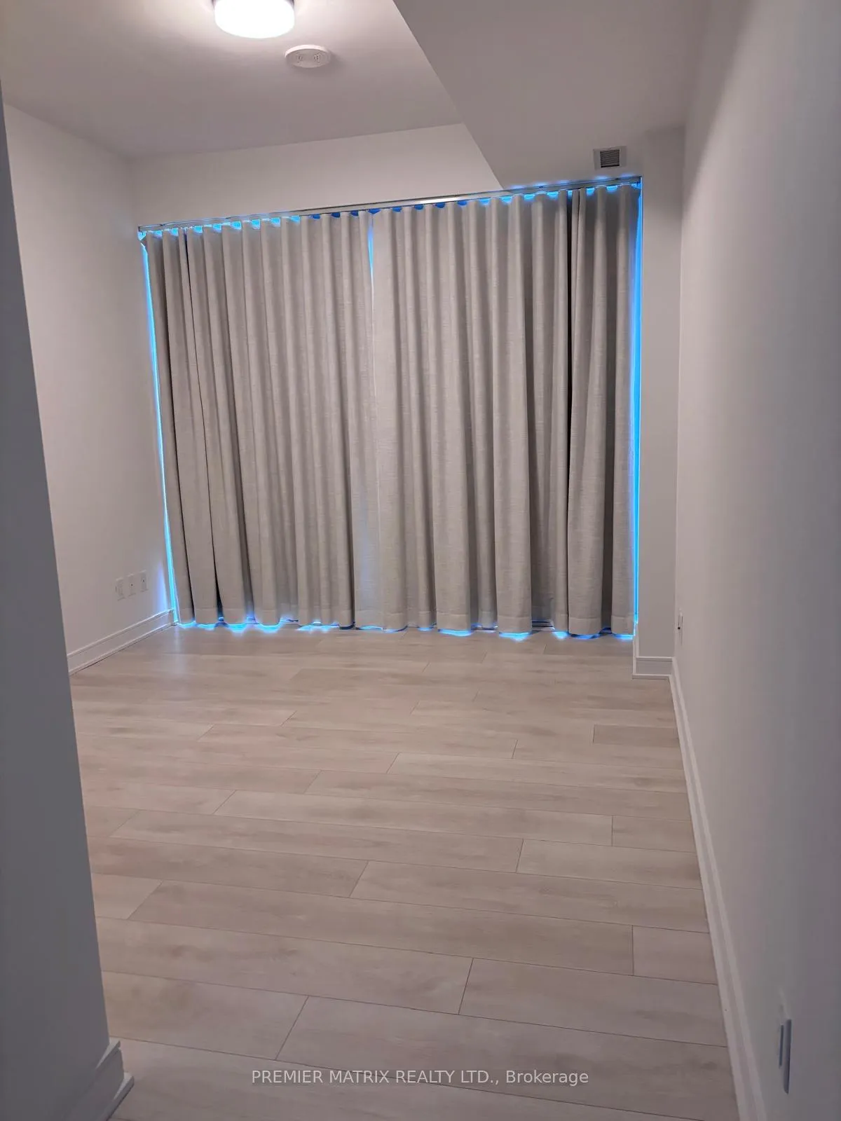 Photo 5 of Unit S905, 180 Mill Street, Toronto, Waterfront Communities — HOMEH