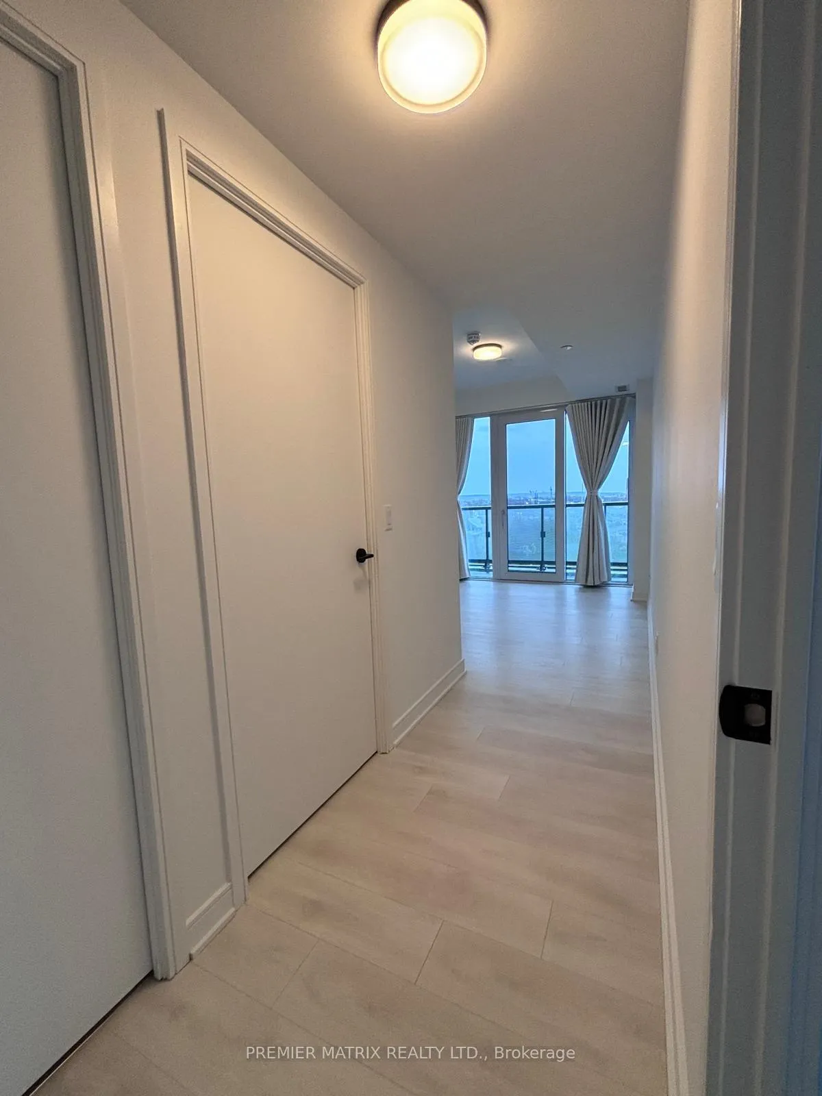 Photo 6 of Unit S905, 180 Mill Street, Toronto, Waterfront Communities — HOMEH