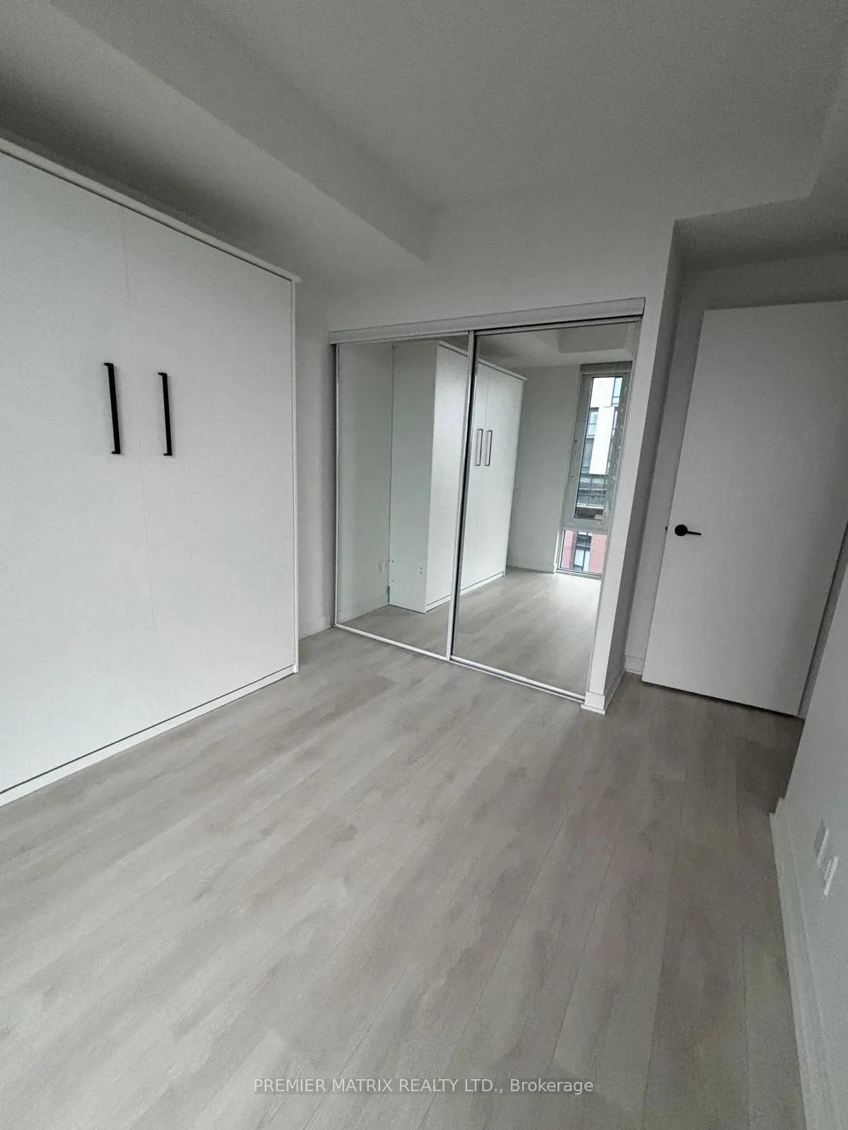 Photo 10 of Unit S905, 180 Mill Street, Toronto, Waterfront Communities — HOMEH