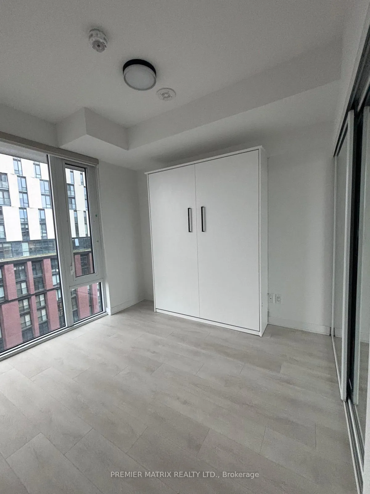Photo 11 of Unit S905, 180 Mill Street, Toronto, Waterfront Communities — HOMEH
