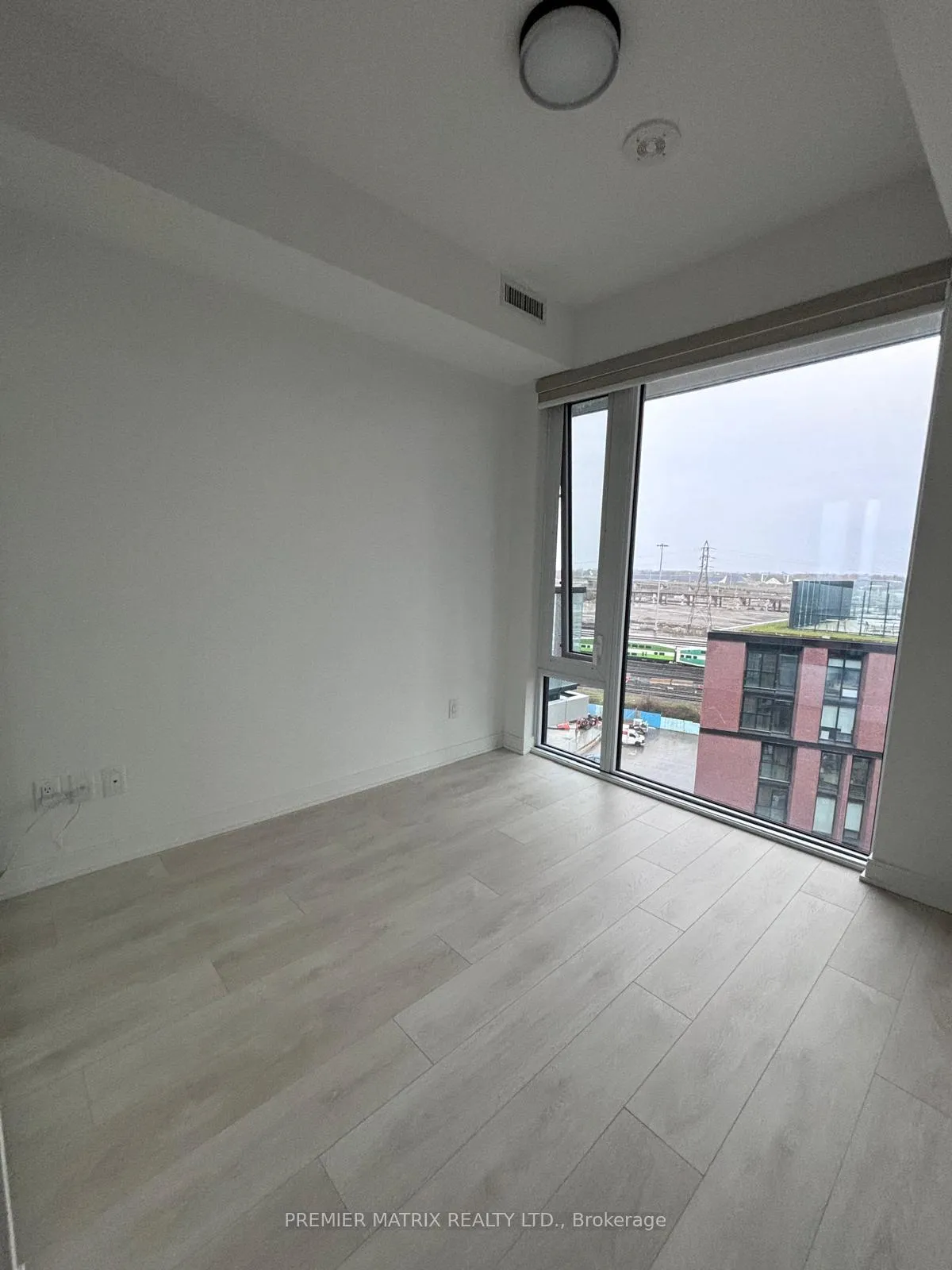 Photo 13 of Unit S905, 180 Mill Street, Toronto, Waterfront Communities — HOMEH