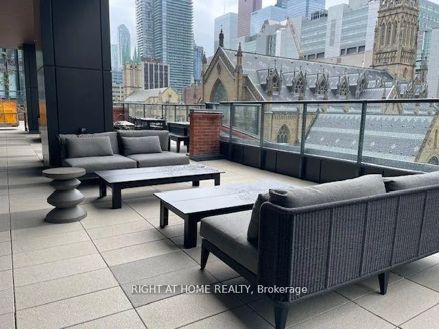 Photo 3 of Unit 4109, 82 Dalhousie Street, Toronto, Church-Yonge Corridor — HOMEH