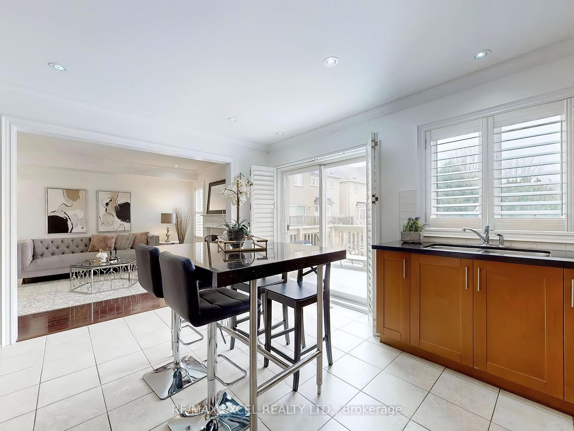 Photo 11 of 29 Watersplace Crescent, Ajax, Northeast Ajax — HOMEH