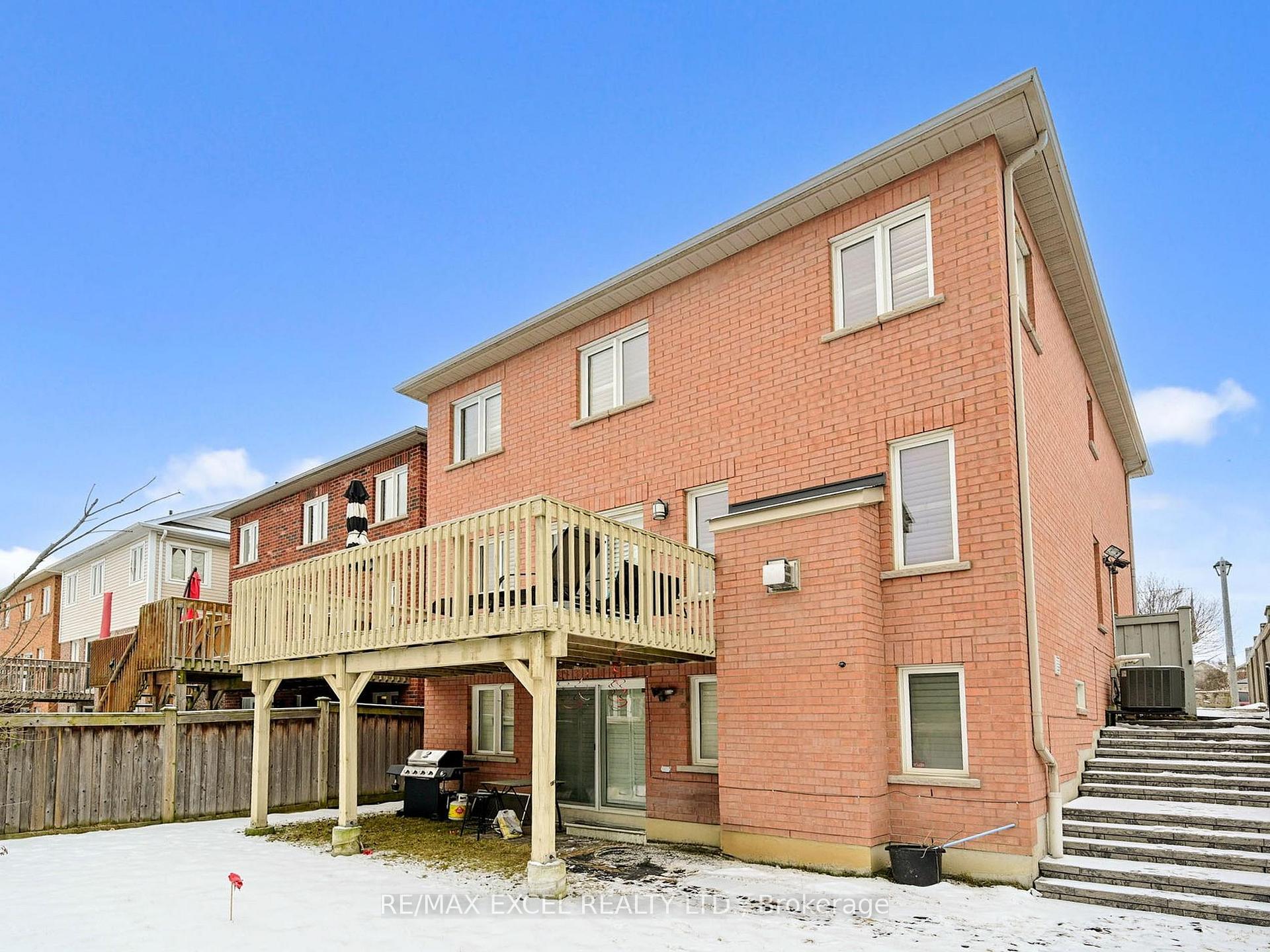 Photo 36 of 29 Watersplace Crescent, Ajax, Northeast Ajax — HOMEH