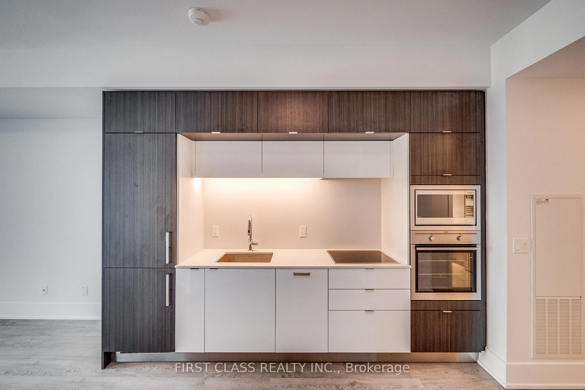 Photo 11 of Unit 720, 1 Edge Water Drive, Barrie, Innishore — HOMEH