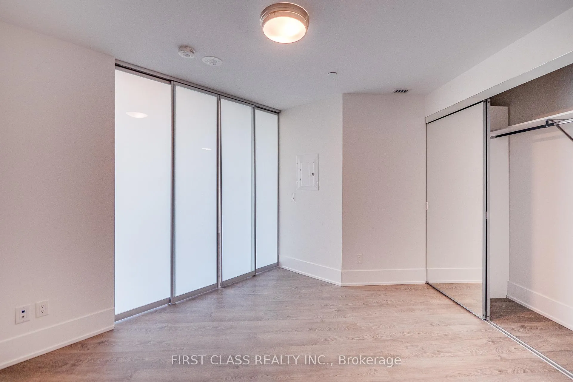 Photo 22 of Unit 720, 1 Edge Water Drive, Barrie, Innishore — HOMEH