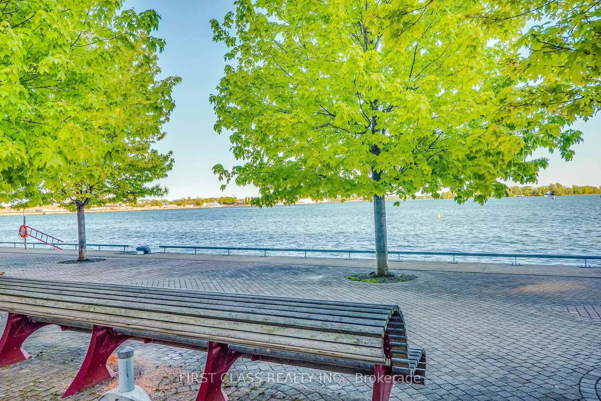 Photo 33 of Unit 720, 1 Edge Water Drive, Barrie, Innishore — HOMEH