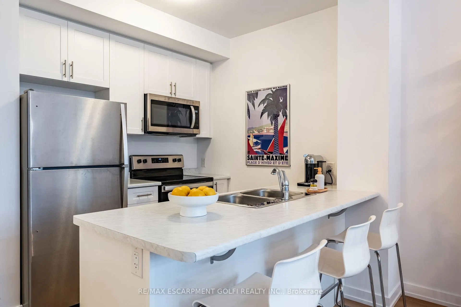 Photo 10 of Unit 518, 470 Dundas Street E, Hamilton, Waterdown — HOMEH