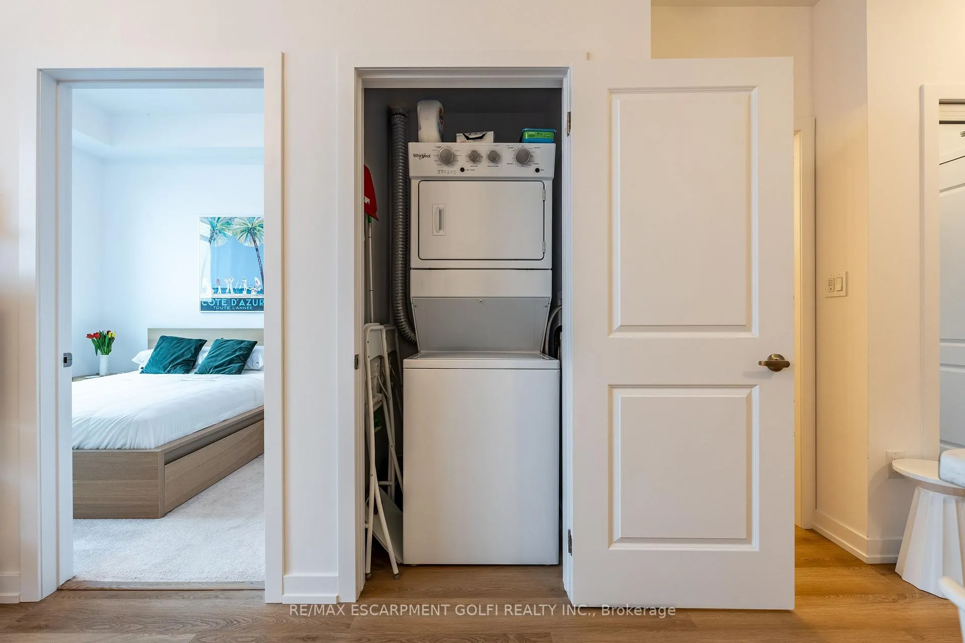 Photo 18 of Unit 518, 470 Dundas Street E, Hamilton, Waterdown — HOMEH