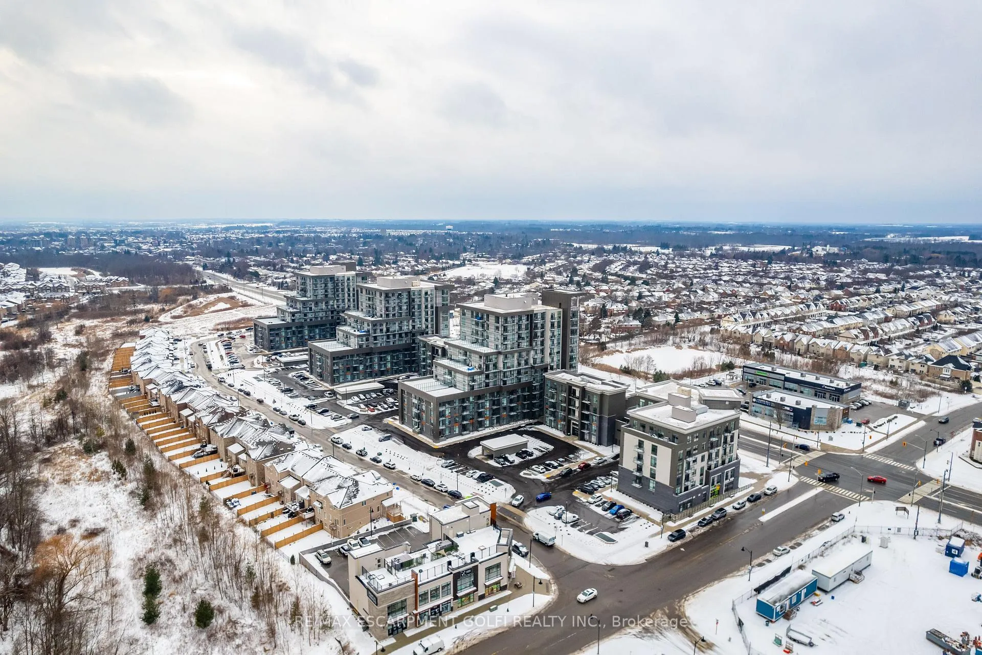 Photo 36 of Unit 518, 470 Dundas Street E, Hamilton, Waterdown — HOMEH