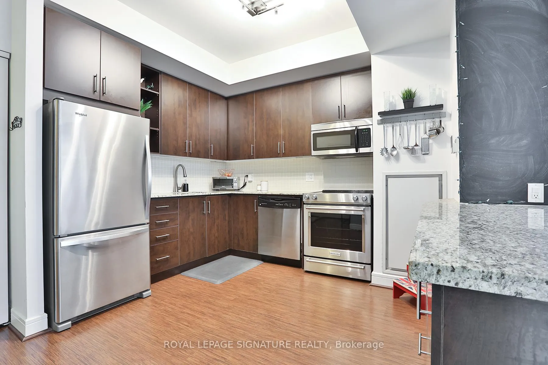 Photo 4 of Unit S1008, 112 George Street, Toronto, Moss Park — HOMEH