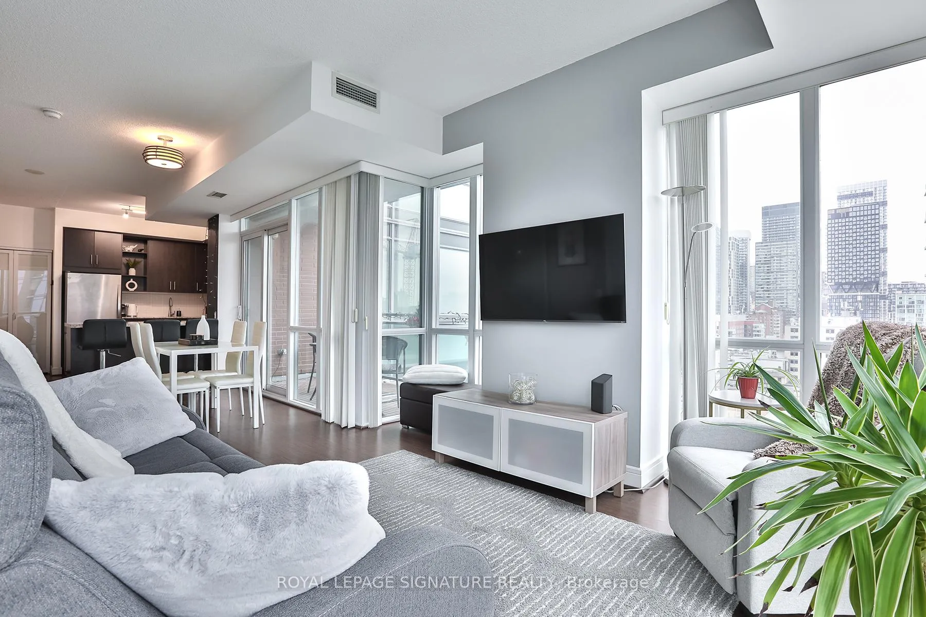 Photo 12 of Unit S1008, 112 George Street, Toronto, Moss Park — HOMEH