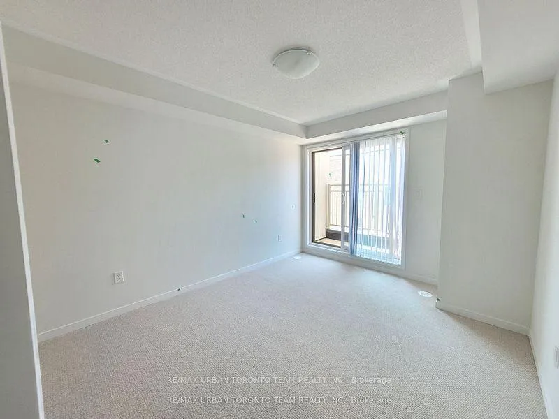 Photo 9 of Unit TH159, 151 Honeycrisp Crescent, Vaughan, Vaughan Corporate Centre — HOMEH
