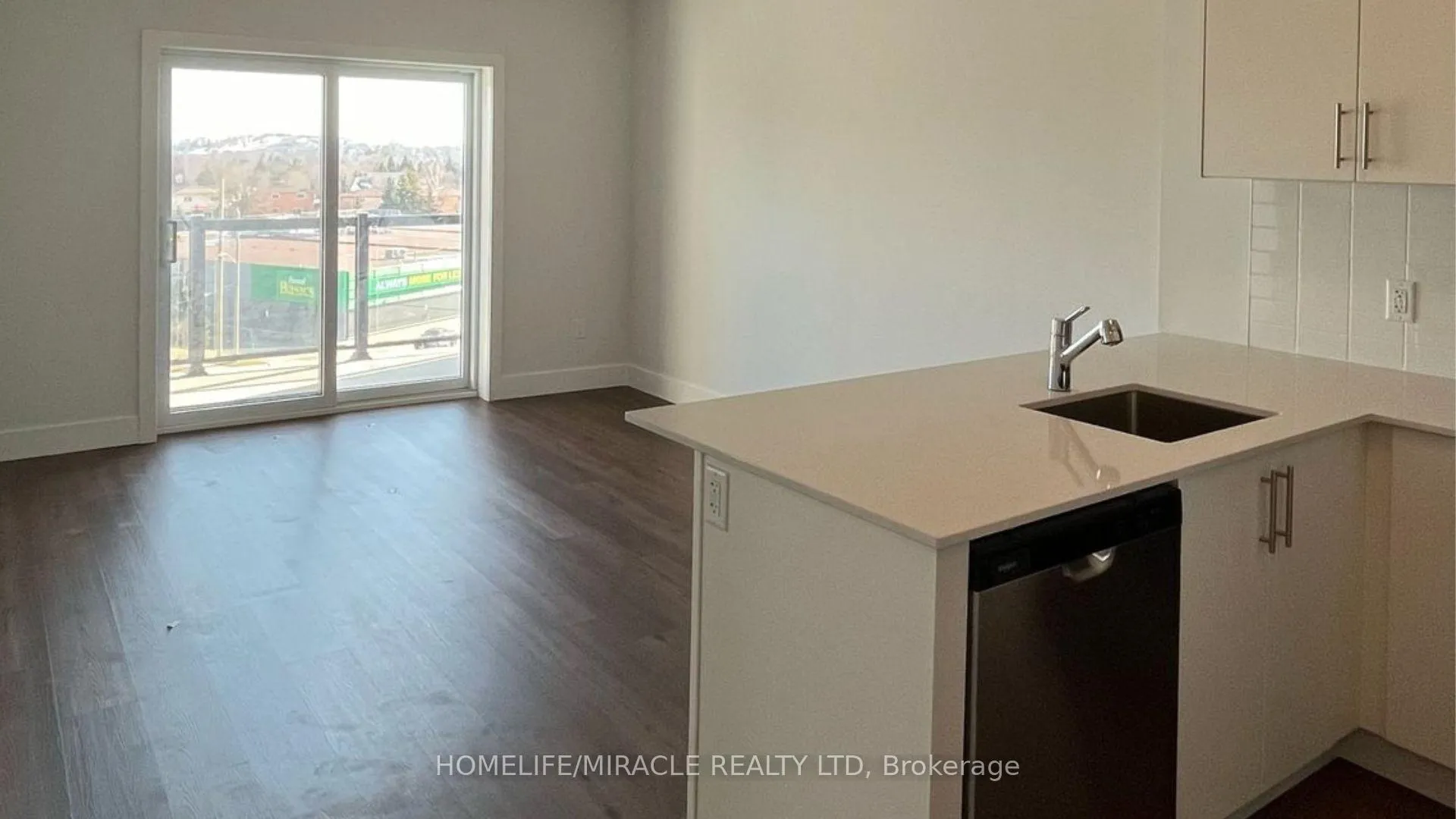 Photo 2 of Unit 615, 1000 Lackner Place, Kitchener — HOMEH
