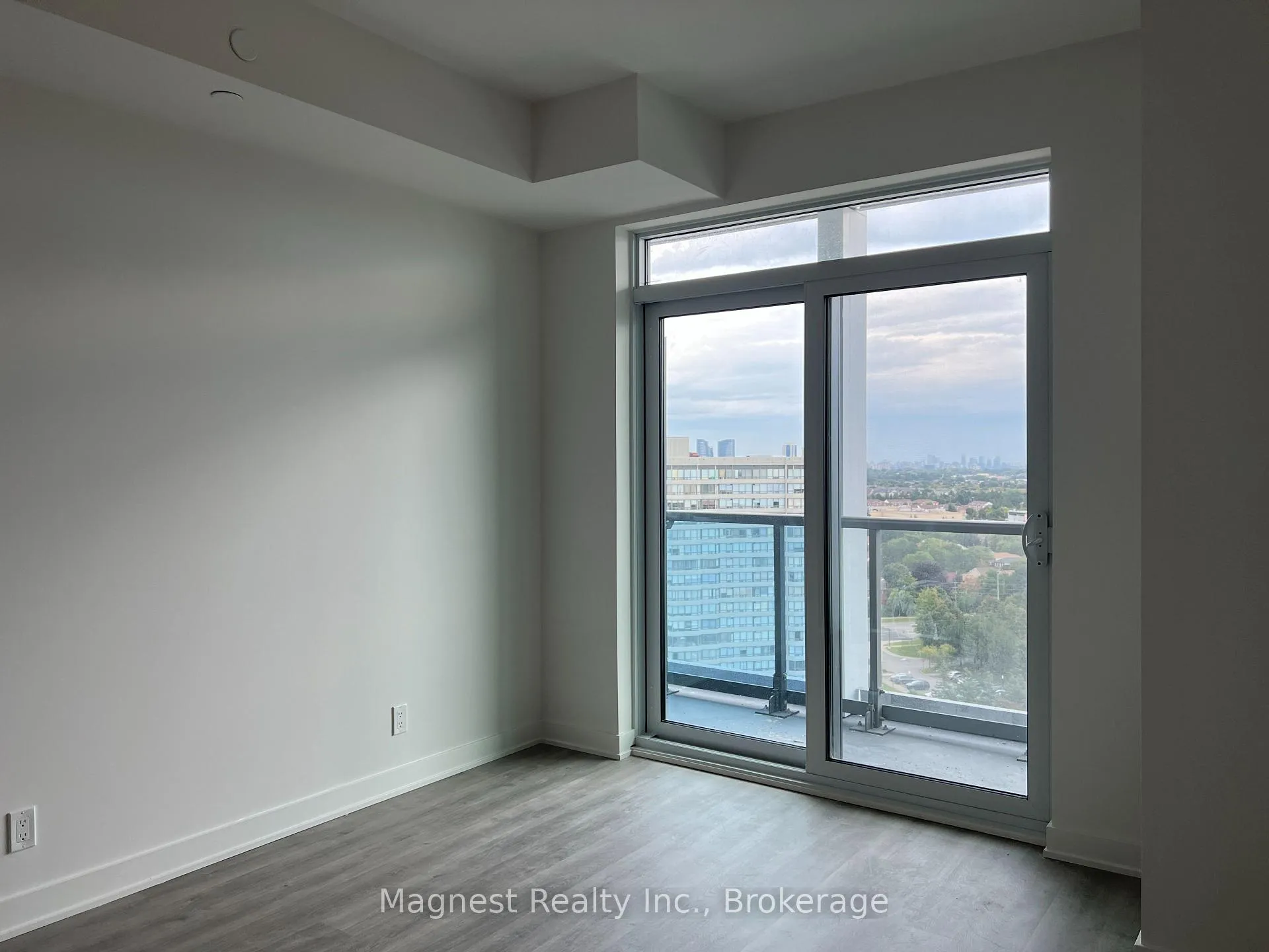 Photo 20 of Unit B1401, 50 Upper Mall Way, Vaughan, Brownridge — HOMEH