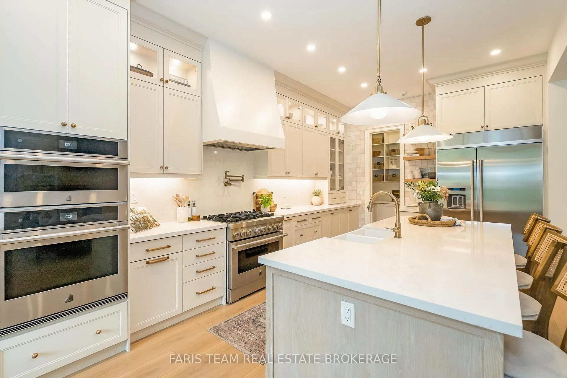 Photo 10 of 4 Sycamore Circle, Springwater, Rural Springwater — HOMEH