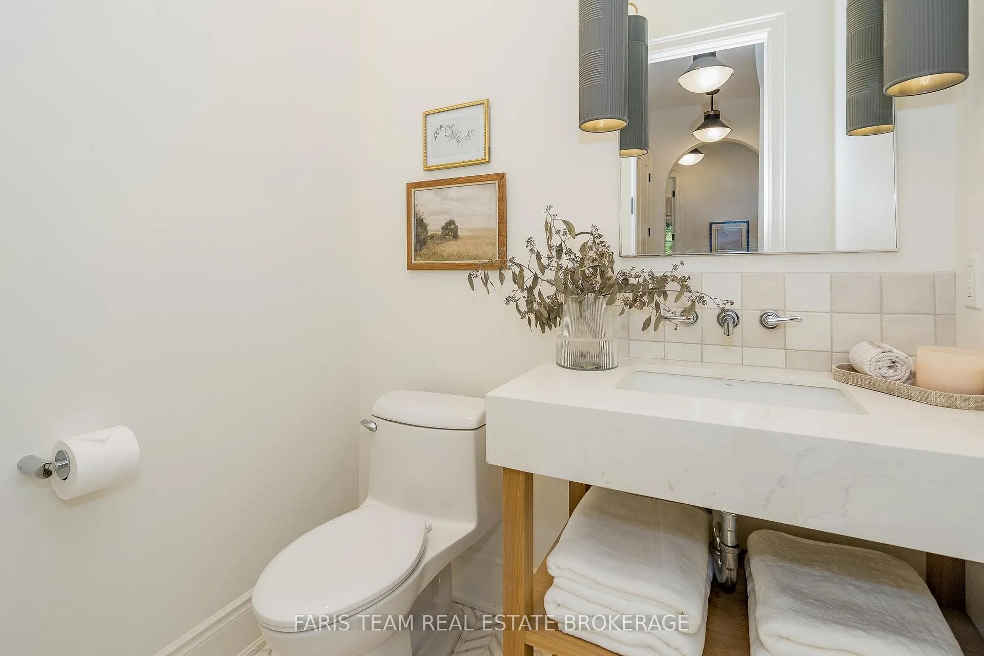 Photo 16 of 4 Sycamore Circle, Springwater, Rural Springwater — HOMEH