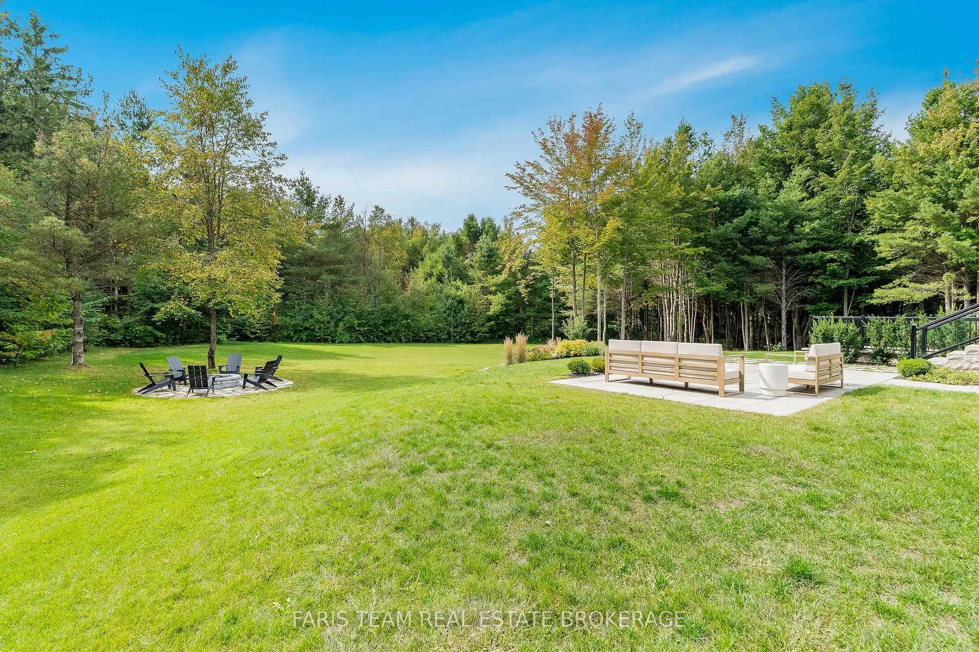 Photo 42 of 4 Sycamore Circle, Springwater, Rural Springwater — HOMEH