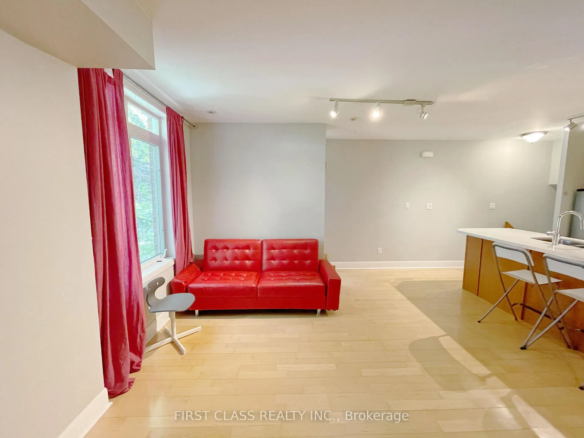 Photo 6 of Unit 355, 415 Jarvis Street, Toronto, Cabbagetown-South St. James Town — HOMEH