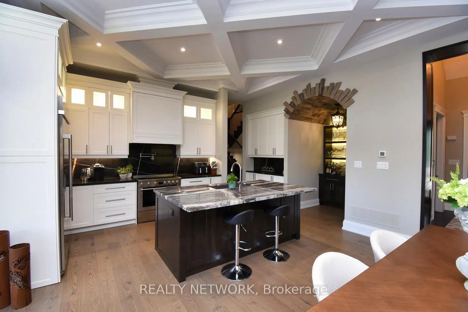 Photo 10 of 68 Mountain Brow Boulevard, Hamilton, Sunninghill — HOMEH