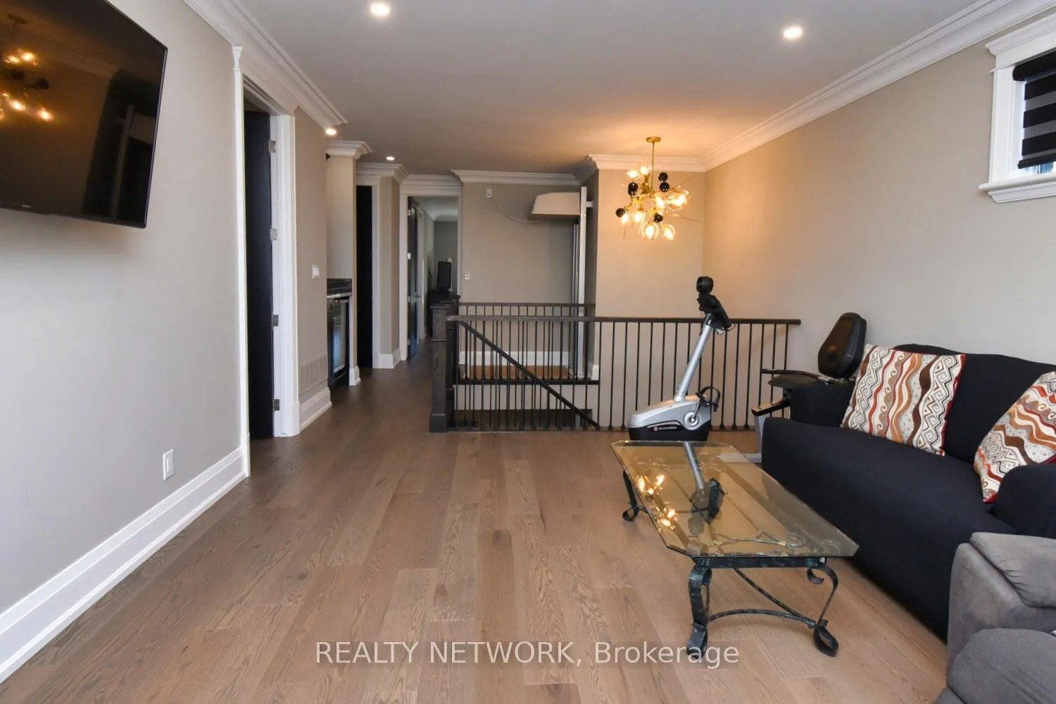 Photo 13 of 68 Mountain Brow Boulevard, Hamilton, Sunninghill — HOMEH