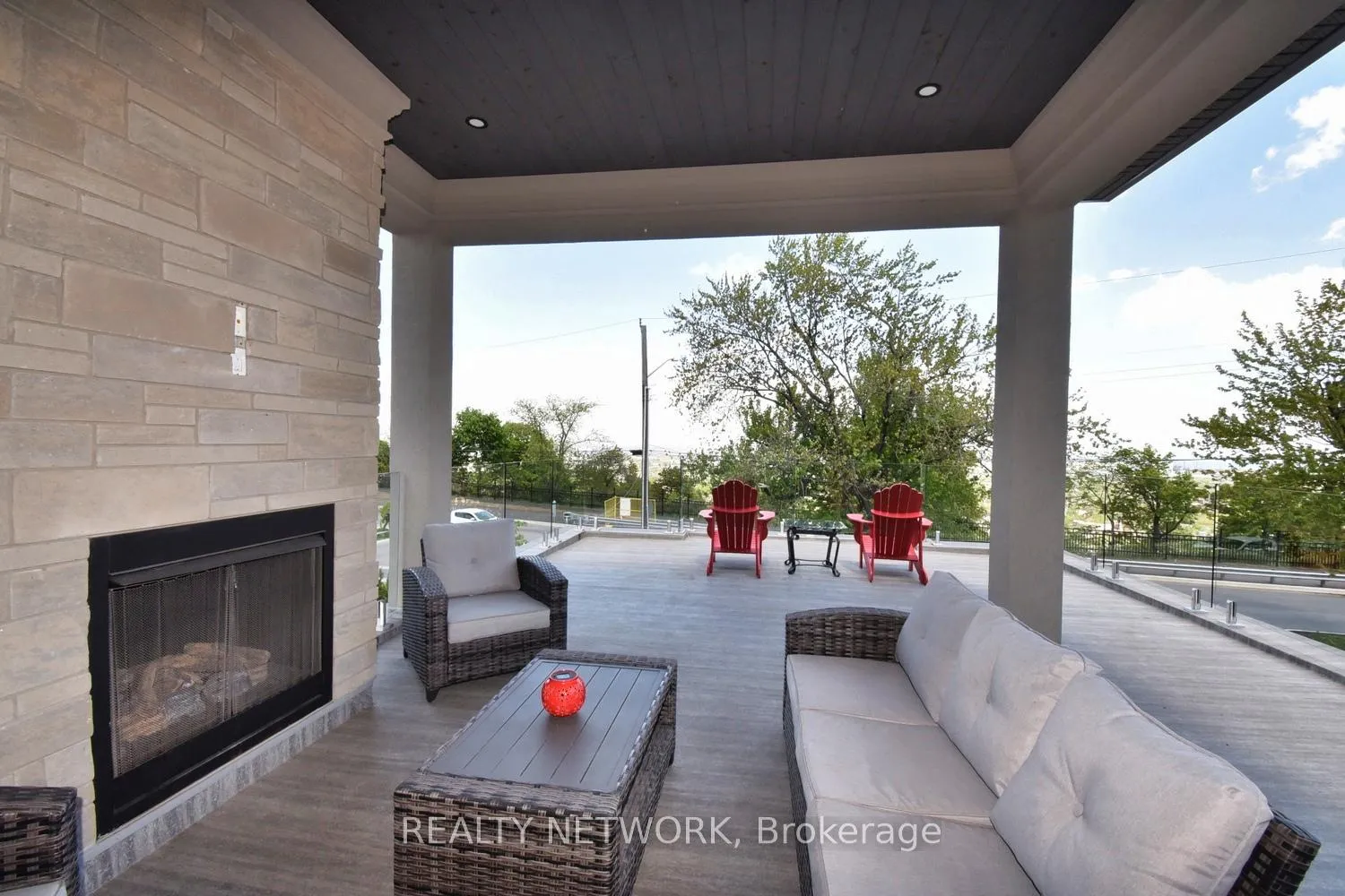 Photo 34 of 68 Mountain Brow Boulevard, Hamilton, Sunninghill — HOMEH