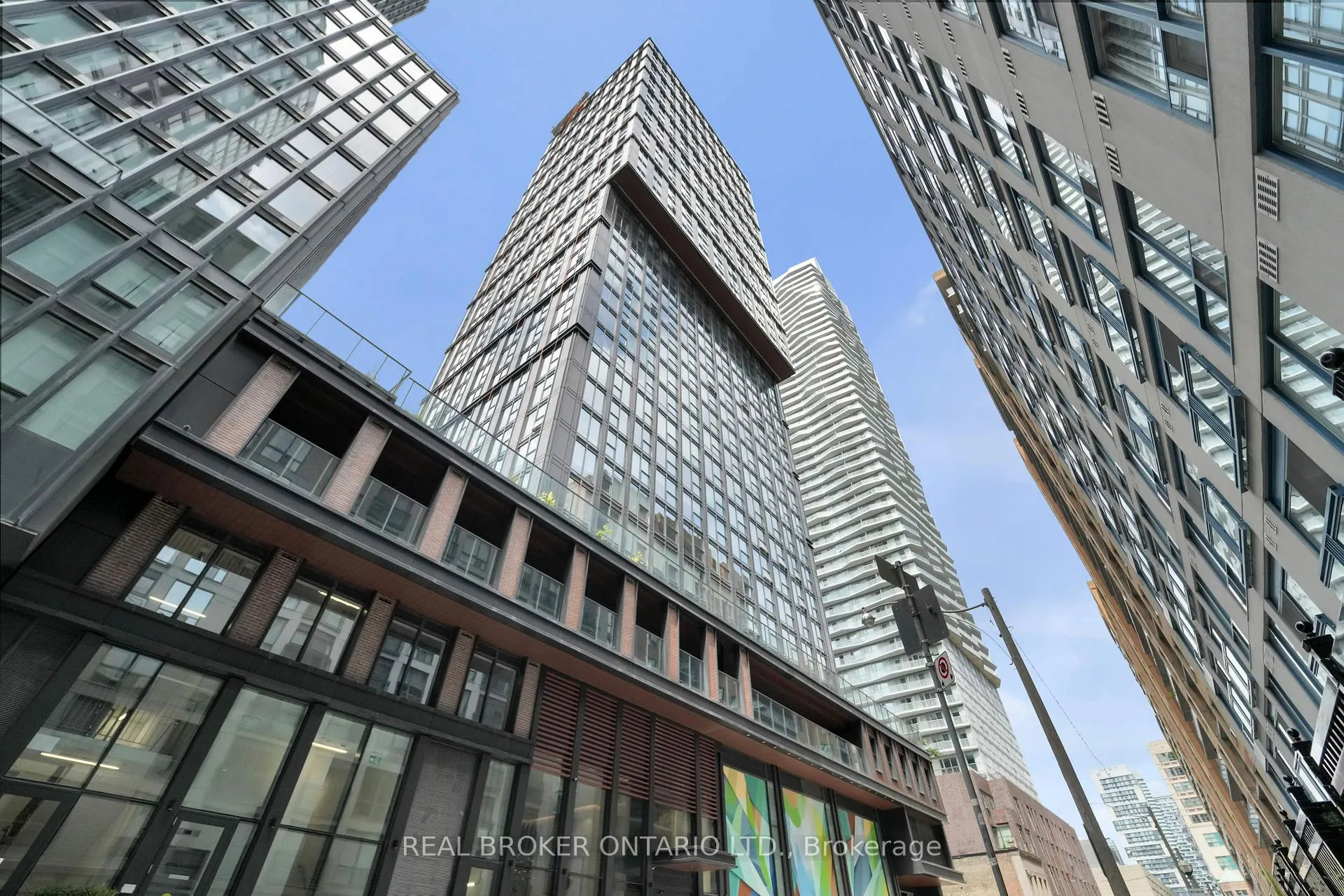 Photo 1 of Unit 1802, 82 Dalhousie Street, Toronto, Church-Yonge Corridor — HOMEH