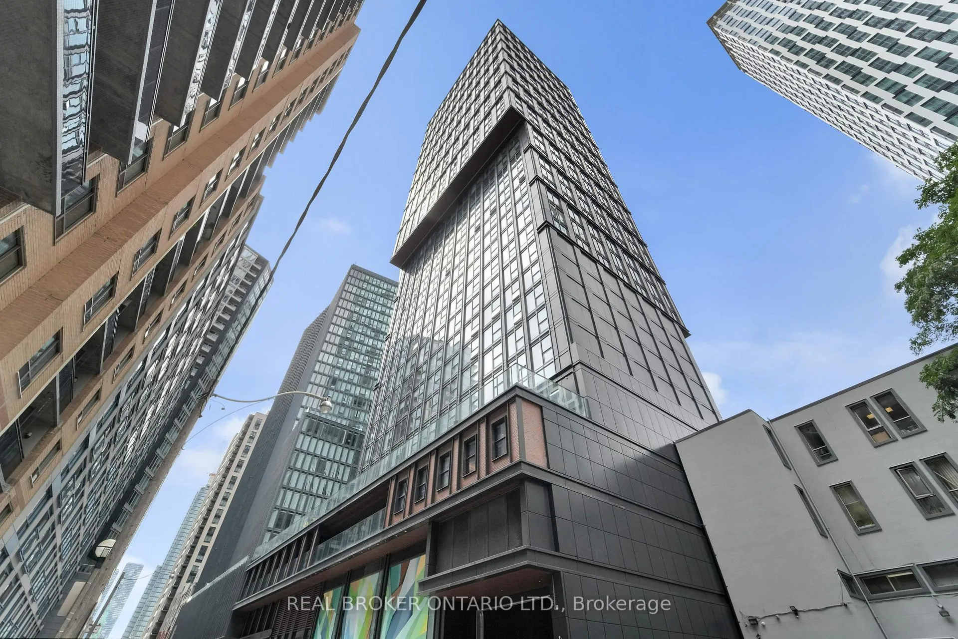 Photo 2 of Unit 1802, 82 Dalhousie Street, Toronto, Church-Yonge Corridor — HOMEH