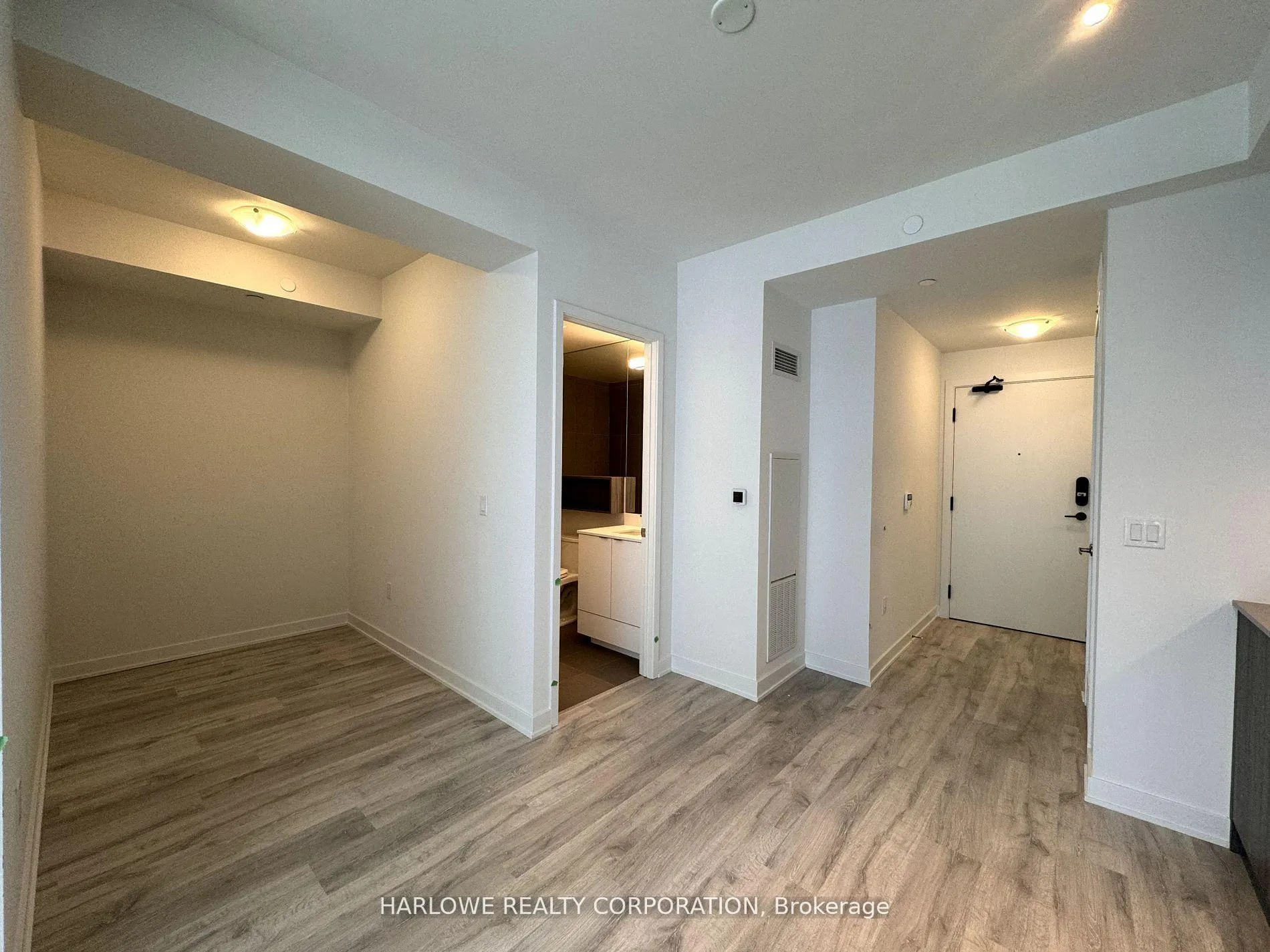 Photo 5 of Unit 2515 E, 70 Princess Street E, Toronto, Waterfront Communities — HOMEH