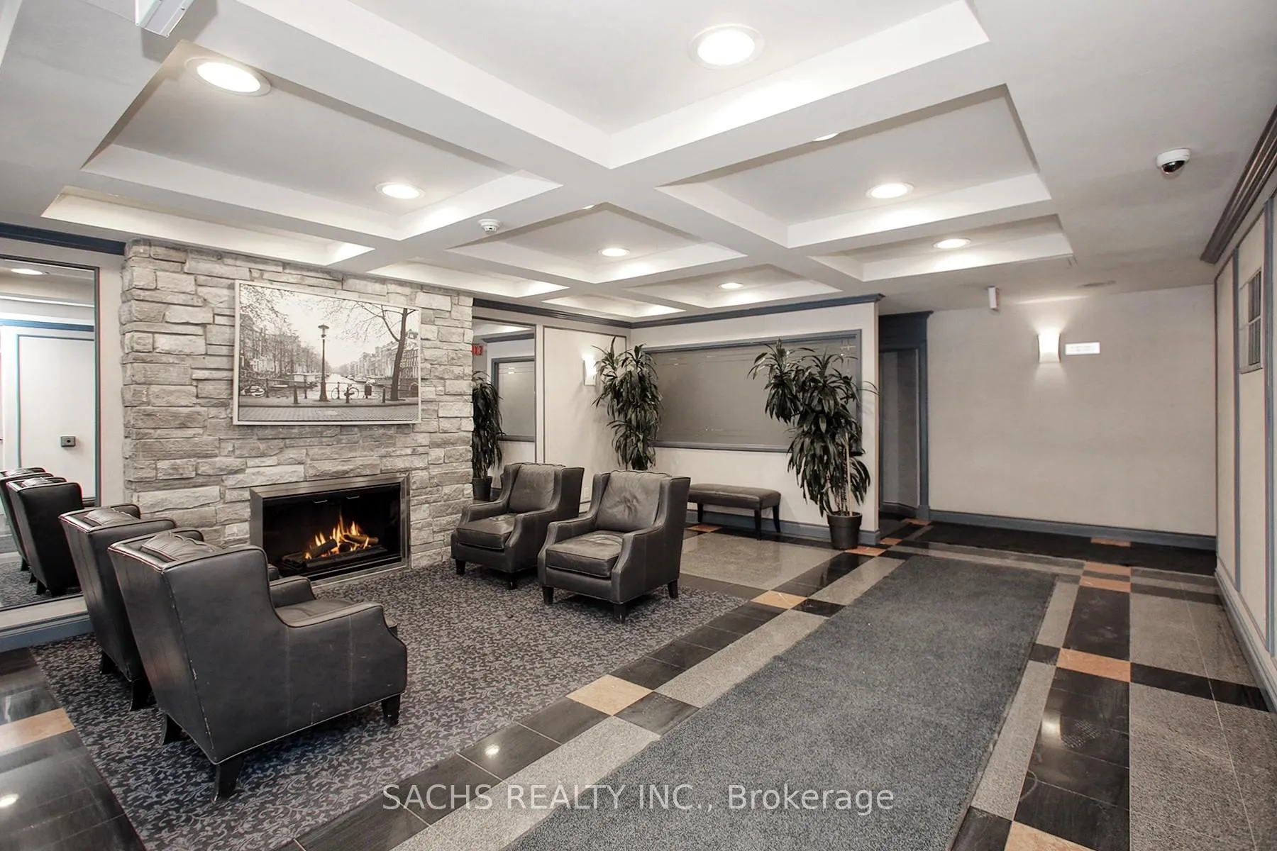 Photo 6 of Unit 303, 81 Townsgate Drive, Vaughan, Crestwood-Springfarm-Yorkhill — HOMEH