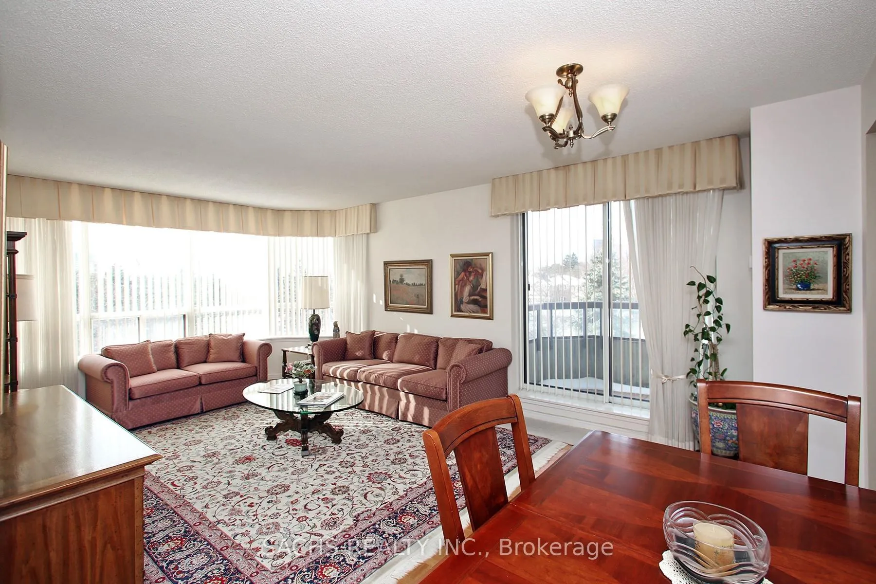 Photo 9 of Unit 303, 81 Townsgate Drive, Vaughan, Crestwood-Springfarm-Yorkhill — HOMEH