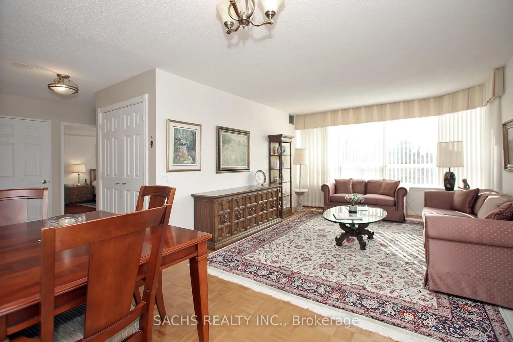 Photo 10 of Unit 303, 81 Townsgate Drive, Vaughan, Crestwood-Springfarm-Yorkhill — HOMEH