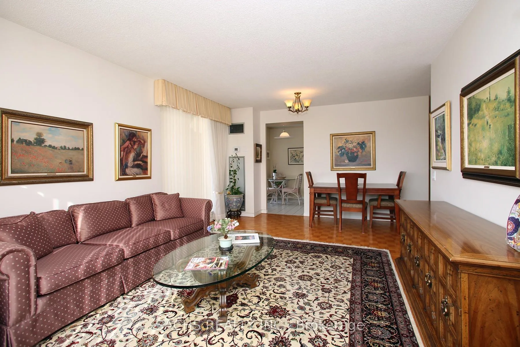 Photo 11 of Unit 303, 81 Townsgate Drive, Vaughan, Crestwood-Springfarm-Yorkhill — HOMEH