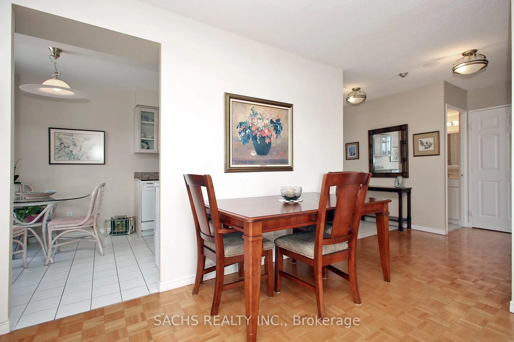 Photo 14 of Unit 303, 81 Townsgate Drive, Vaughan, Crestwood-Springfarm-Yorkhill — HOMEH