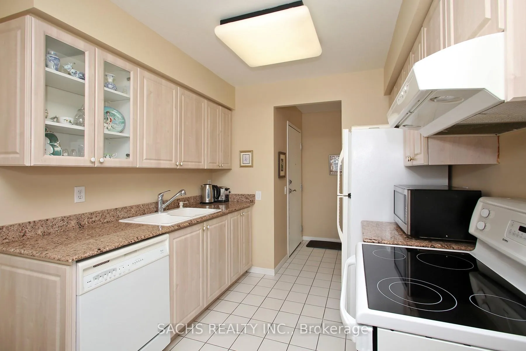Photo 18 of Unit 303, 81 Townsgate Drive, Vaughan, Crestwood-Springfarm-Yorkhill — HOMEH