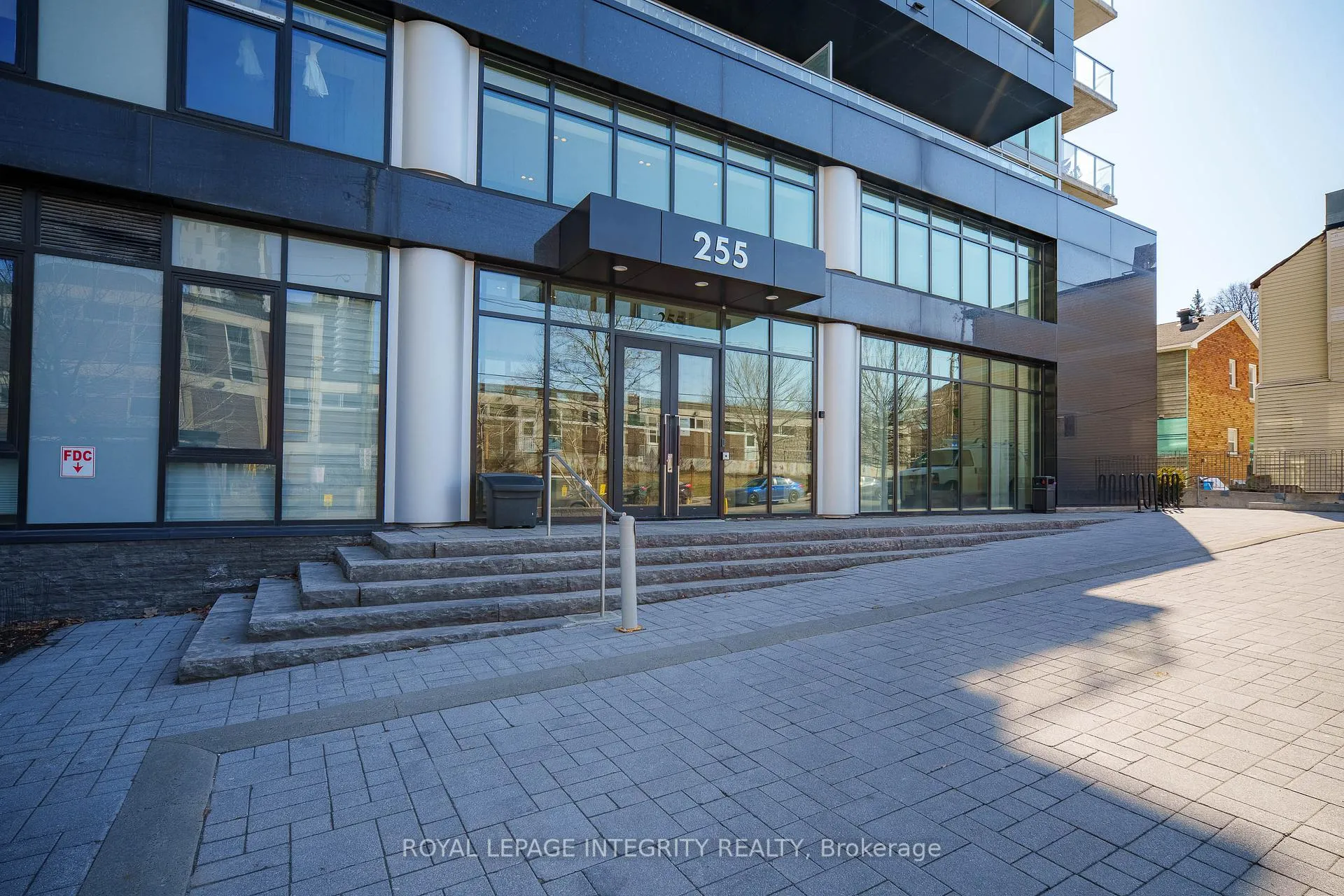 Photo 3 of Unit #604, 255 Bay Street, Ottawa, Ottawa Centre — HOMEH