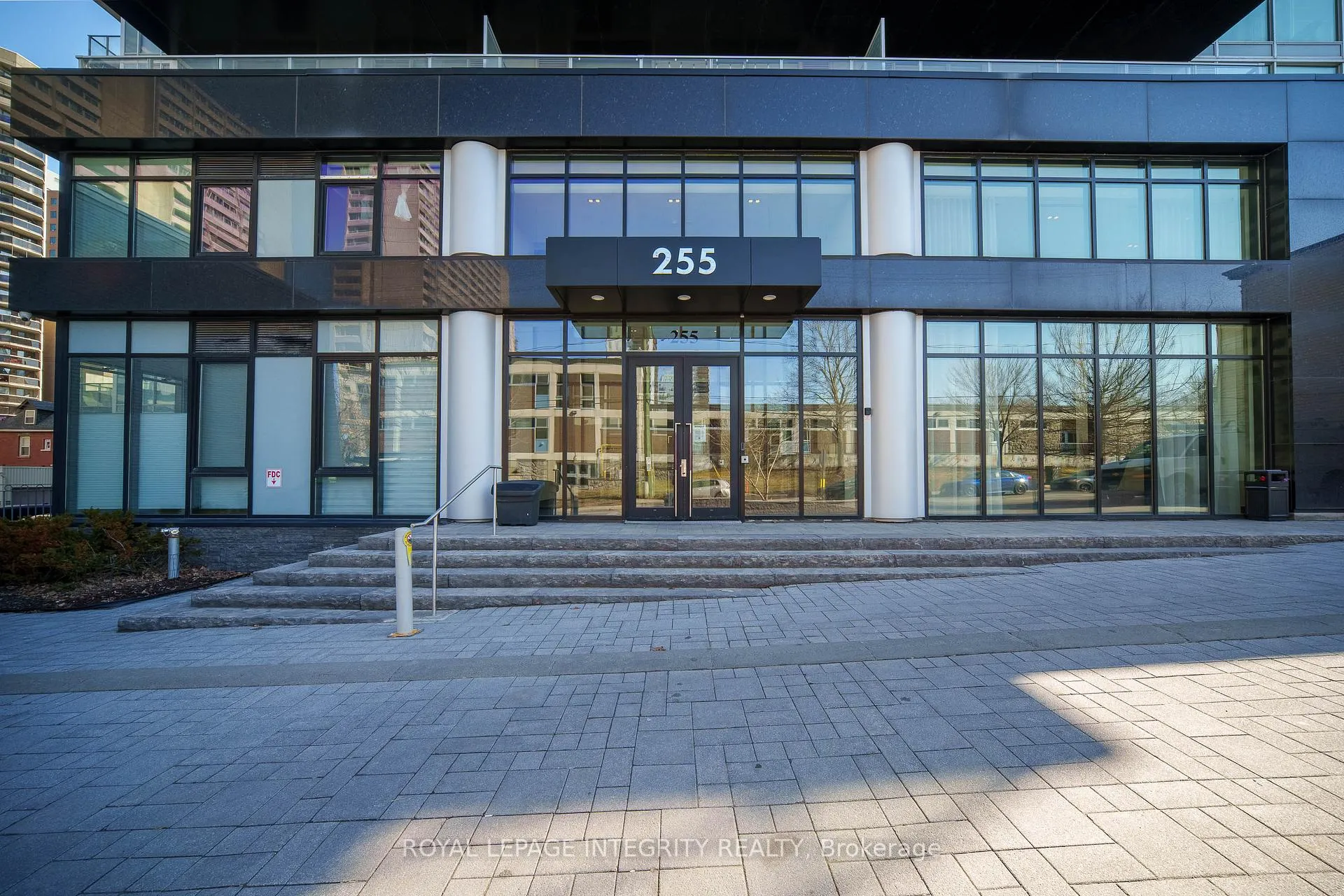 Photo 4 of Unit #604, 255 Bay Street, Ottawa, Ottawa Centre — HOMEH