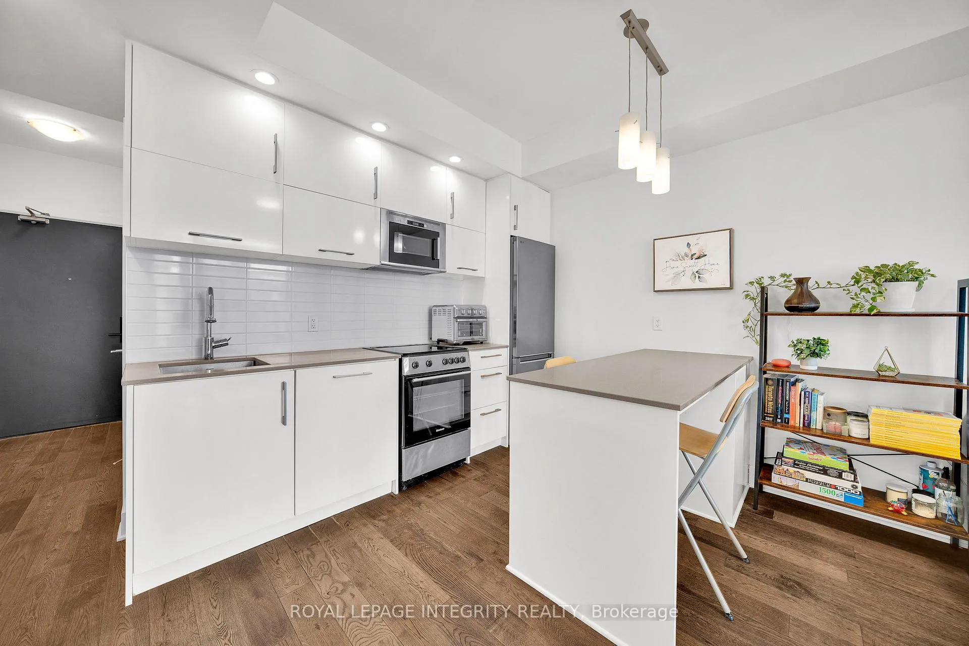 Photo 14 of Unit #604, 255 Bay Street, Ottawa, Ottawa Centre — HOMEH