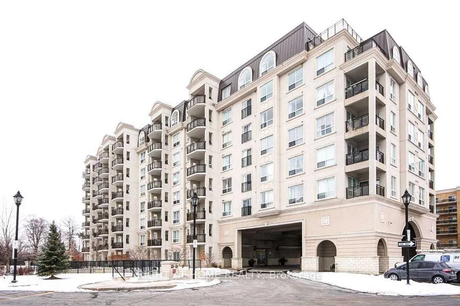 Front of Unit 407, 1 maison parc Court
