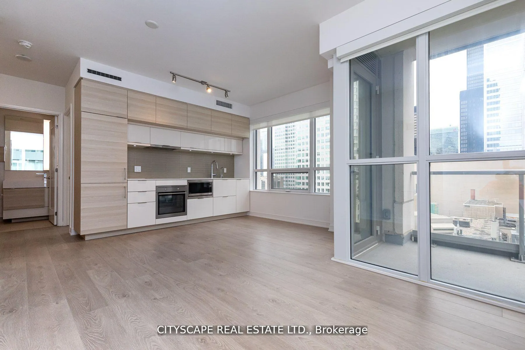 Photo 2 of Unit 1603, 88 Scott Street, Toronto, Church-Yonge Corridor — HOMEH