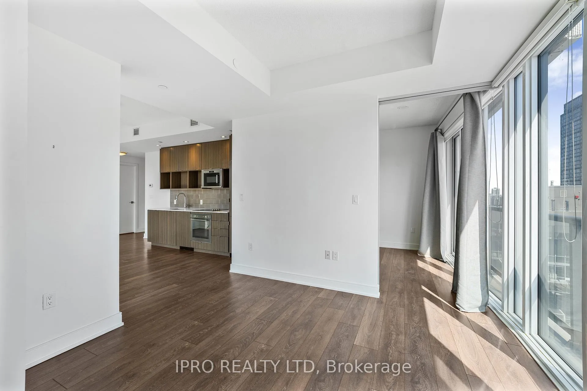 Photo 18 of Unit 2411, 89 McGill Street, Toronto, Church-Yonge Corridor — HOMEH