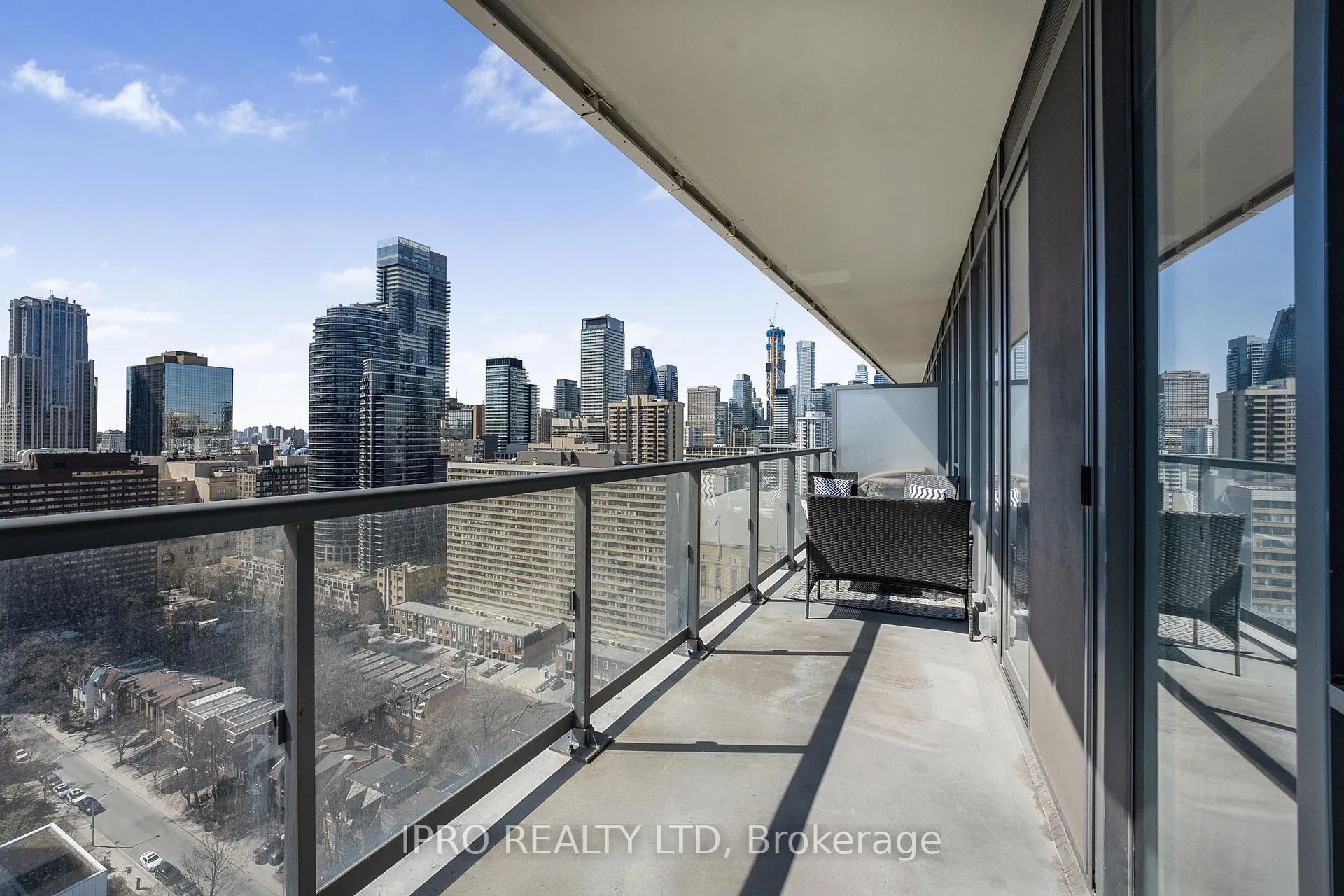 Photo 27 of Unit 2411, 89 McGill Street, Toronto, Church-Yonge Corridor — HOMEH