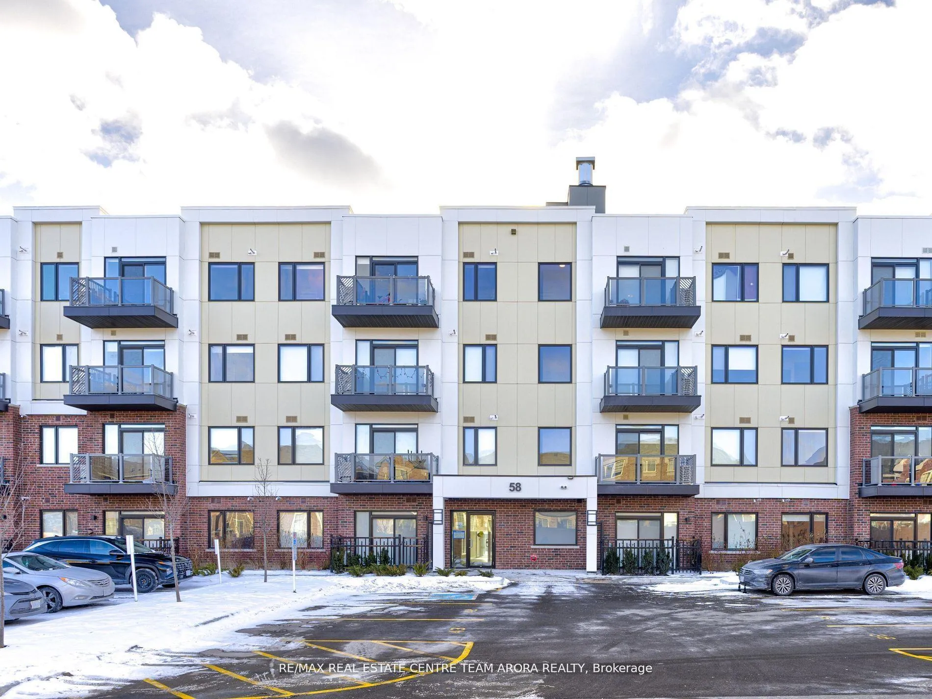 Front of Unit 417, 58 Sky Harbour Drive
