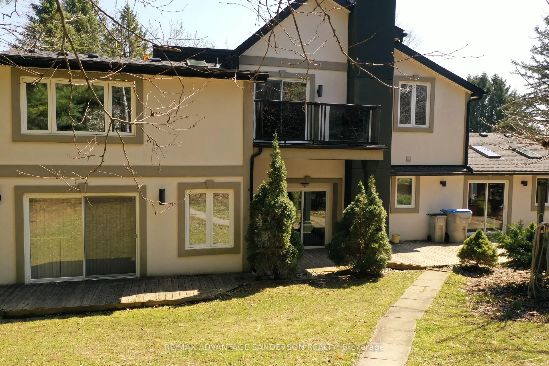 Photo 6 of 9584 Melrose Drive, Middlesex Centre, Rural Middlesex Centre — HOMEH